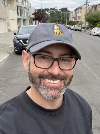 Portrait of Aaron Teixeira